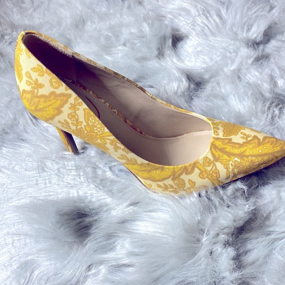 Sam Edelman Hazel Tumeric Fabric Size US 7 H37918F704 - Picture 2 of 9